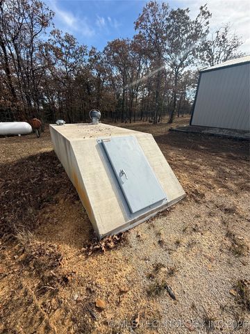 10352 Fig Road, Henryetta, OK 74437