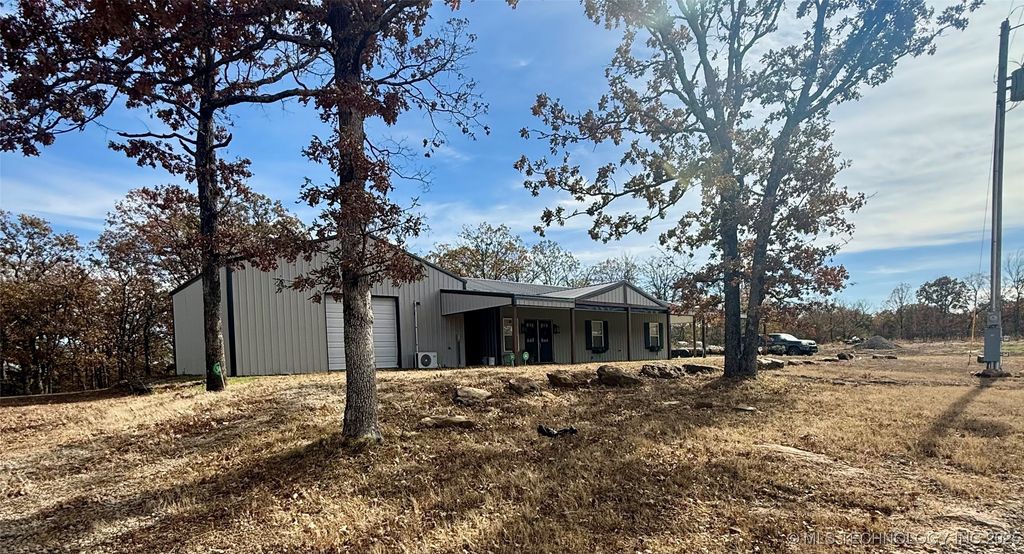 10352 Fig Road, Henryetta, OK 74437