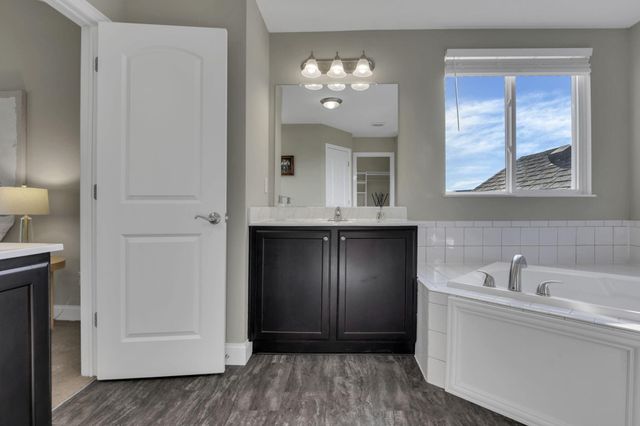 9278 Dewitt Drive, Plain City, OH 43064