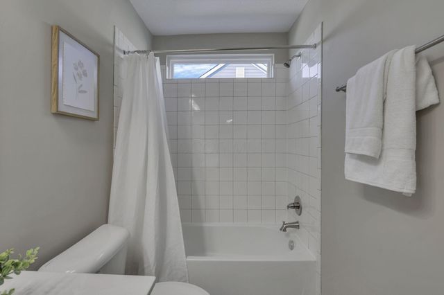 9278 Dewitt Drive, Plain City, OH 43064