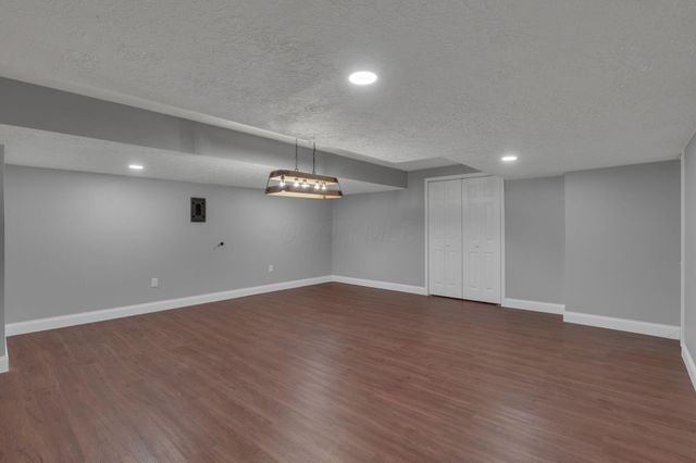 9278 Dewitt Drive, Plain City, OH 43064