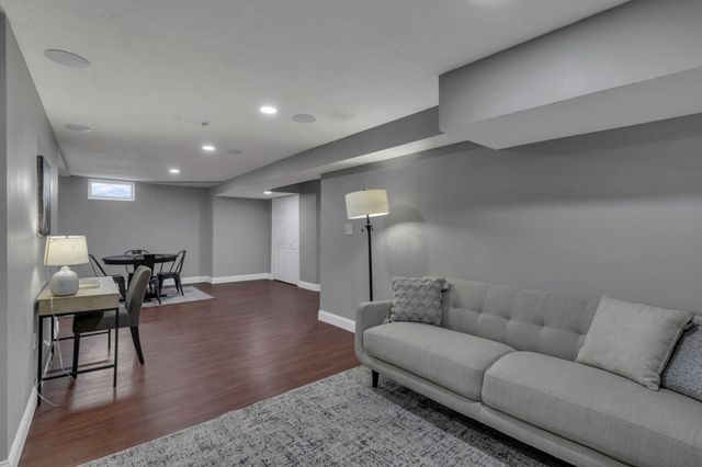 9278 Dewitt Drive, Plain City, OH 43064