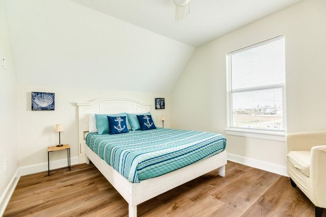 1214 Fort Velasco Drive, Surfside Beach, TX 77541