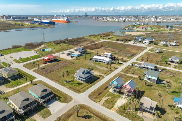 1214 Fort Velasco Drive, Surfside Beach, TX 77541