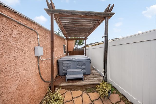 630 N 5th Avenue, Upland, CA 91786