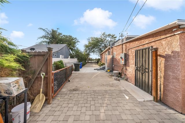 630 N 5th Avenue, Upland, CA 91786