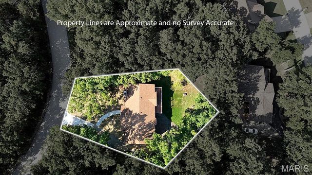 9748 Lee Drive, Hillsboro, MO 63050