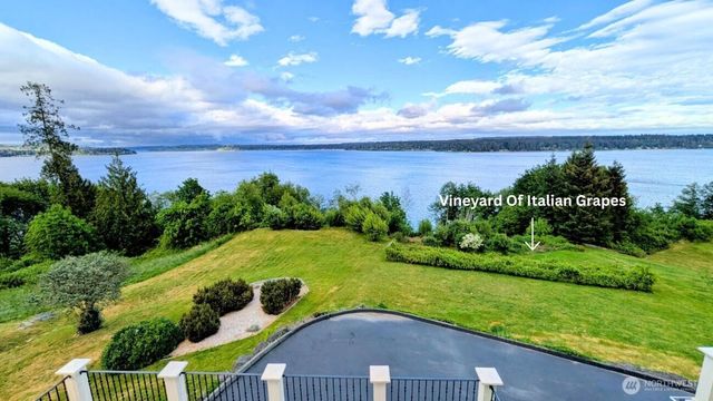 11182 Aquila Place NE, Poulsbo, WA 98370