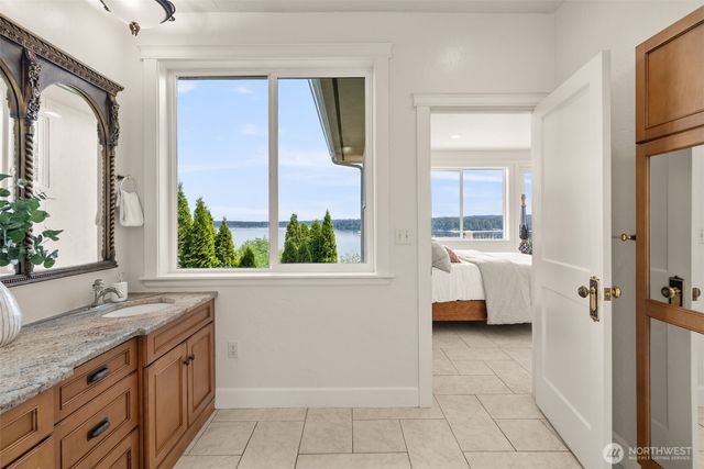 11182 Aquila Place NE, Poulsbo, WA 98370
