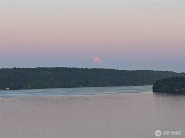 11182 Aquila Place NE, Poulsbo, WA 98370