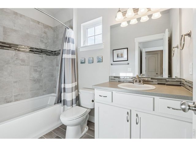 2417 Trio Falls Dr, Loveland, CO 80538