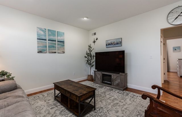 6 Evergreen Dr, Acushnet, MA 02743