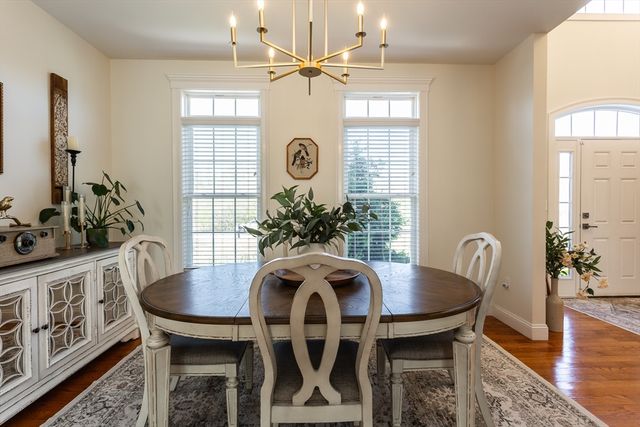 6 Evergreen Dr, Acushnet, MA 02743