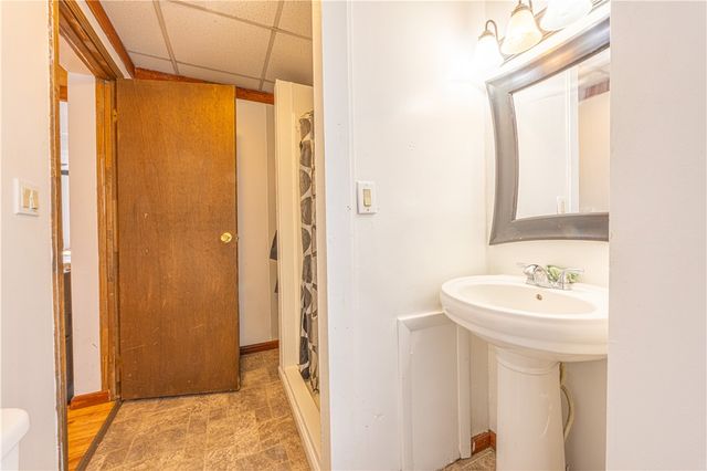 63 S Gallatin Ave, Uniontown, PA 15401