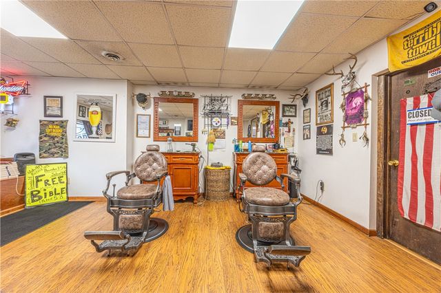 63 S Gallatin Ave, Uniontown, PA 15401