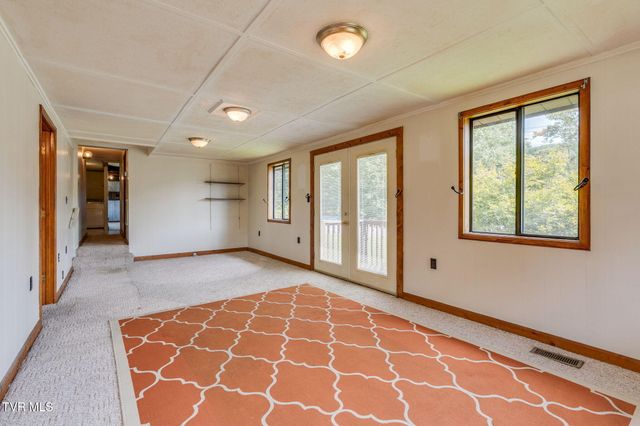 105 Infinity Drive, Elizabethton, TN 37643