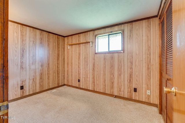 105 Infinity Drive, Elizabethton, TN 37643