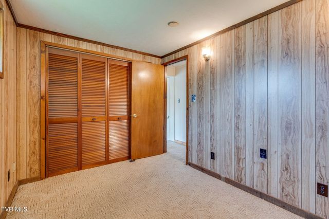 105 Infinity Drive, Elizabethton, TN 37643