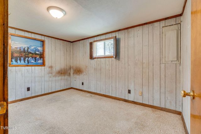 105 Infinity Drive, Elizabethton, TN 37643