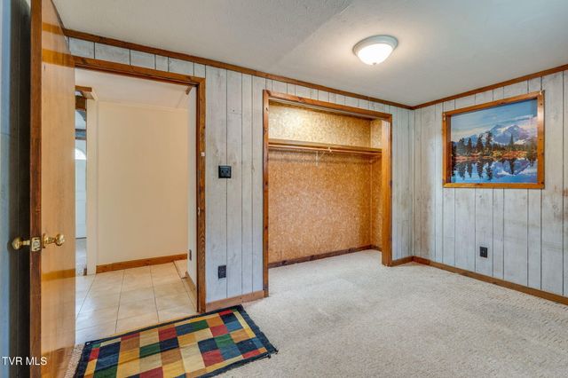 105 Infinity Drive, Elizabethton, TN 37643