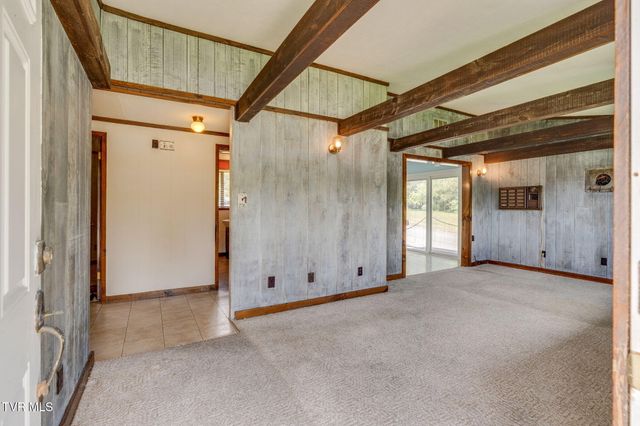 105 Infinity Drive, Elizabethton, TN 37643