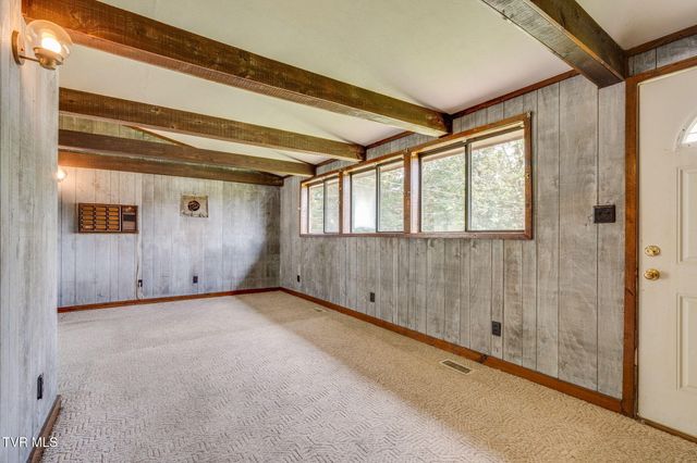 105 Infinity Drive, Elizabethton, TN 37643