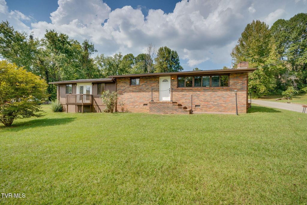 105 Infinity Drive, Elizabethton, TN 37643