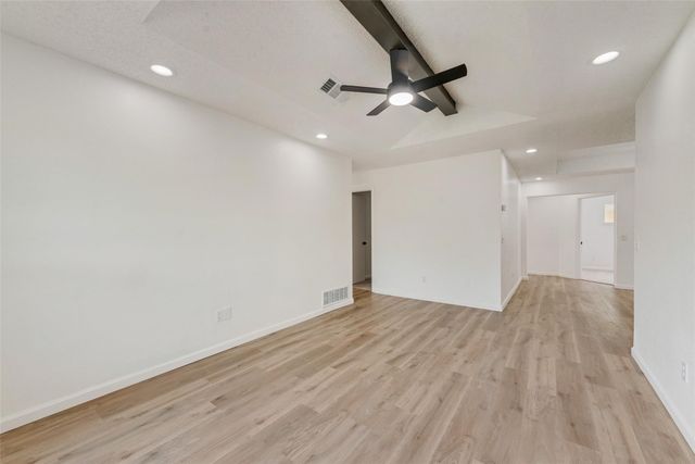 907 Melanie Lane, Keene, TX 76059