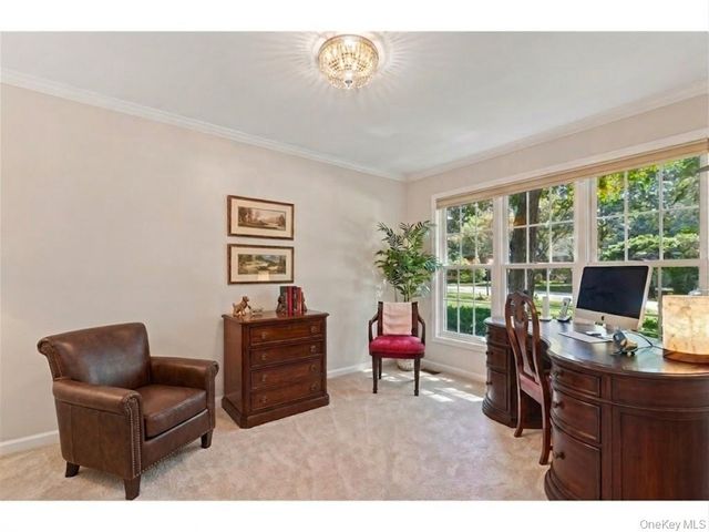 17 Cross River Road, Mount Kisco, NY 10549