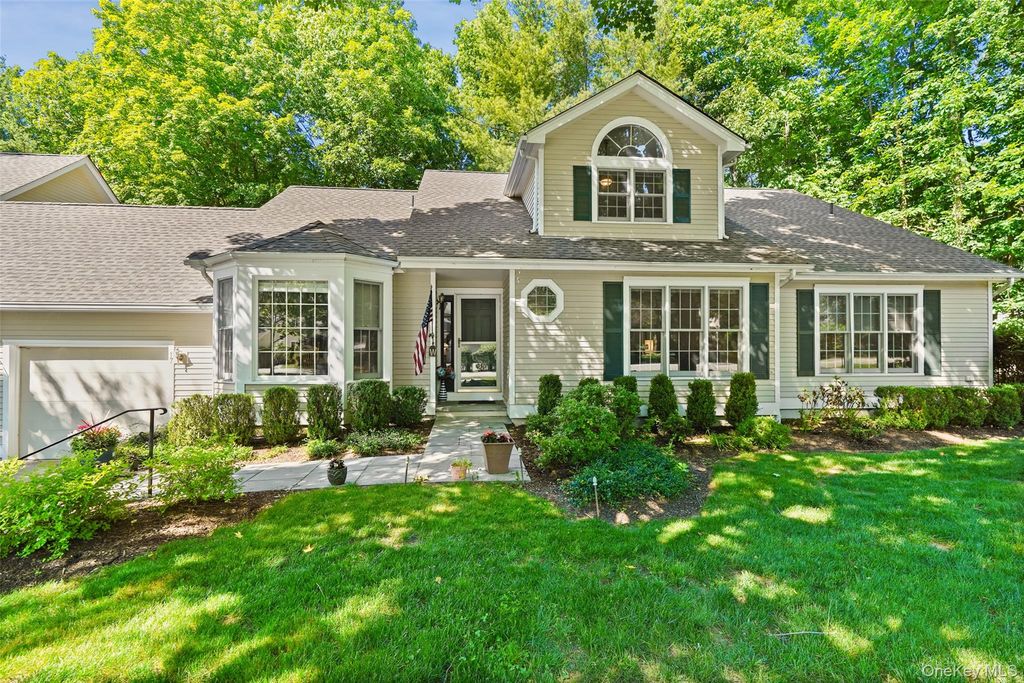 17 Cross River Road, Mount Kisco, NY 10549