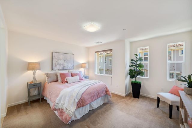 164 Heligan Lane 11, Livermore, CA 94551