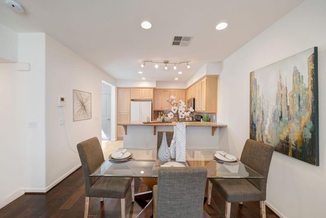 164 Heligan Lane 11, Livermore, CA 94551