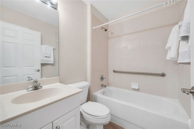 12854 Carrington CIR 102, Naples, FL 34105