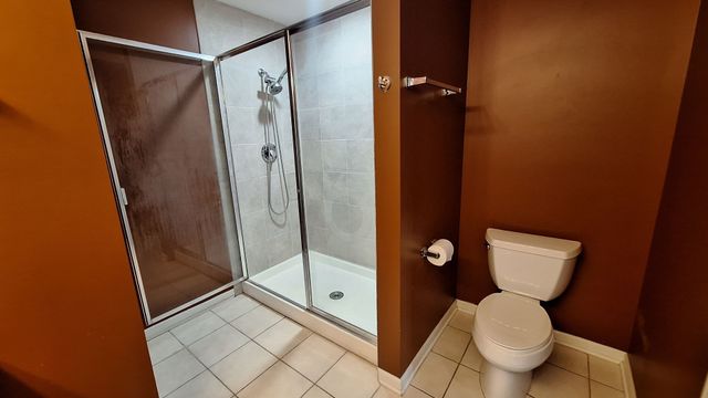 1111 Burlington Avenue 402, Lisle, IL 60532