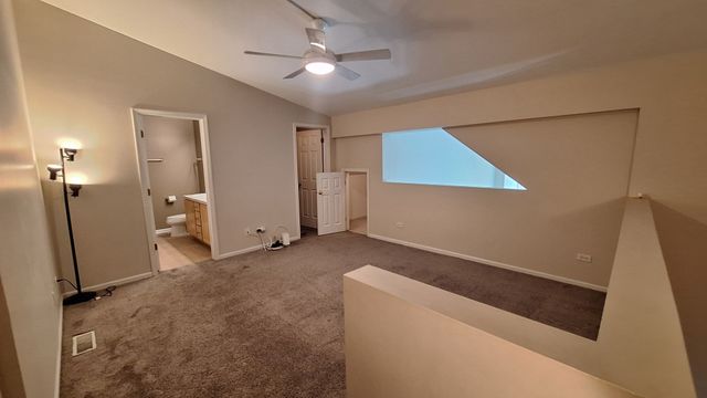 1111 Burlington Avenue 402, Lisle, IL 60532