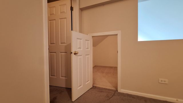 1111 Burlington Avenue 402, Lisle, IL 60532