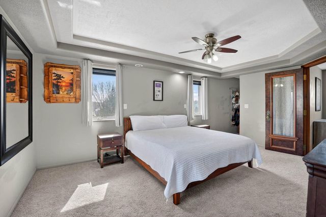 1319 Leitha Terrace, Waverly, IA 50677