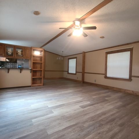 138 Grey Moss Ct, Ingram, TX 78025