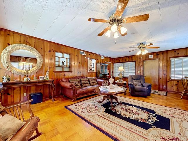 607 N MERRIN STREET, Plant City, FL 33563