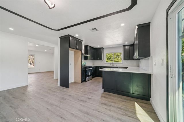 17323 Fairburn Street, Hesperia, CA 92345