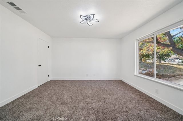 17323 Fairburn Street, Hesperia, CA 92345