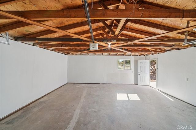 17323 Fairburn Street, Hesperia, CA 92345