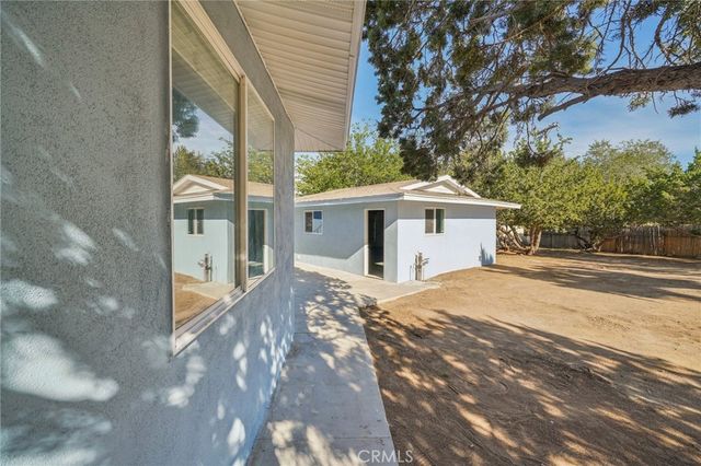 17323 Fairburn Street, Hesperia, CA 92345