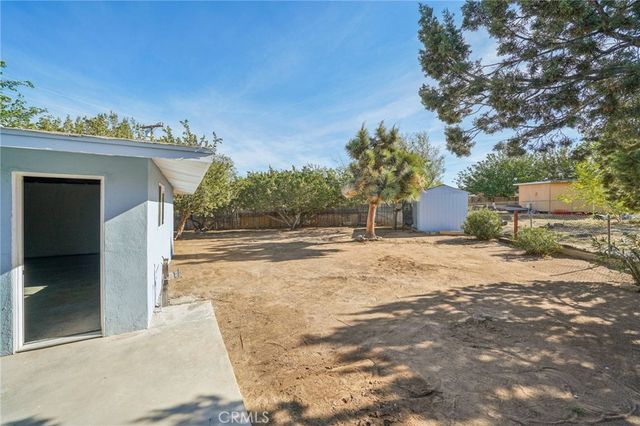 17323 Fairburn Street, Hesperia, CA 92345