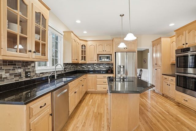 3 Deer Ridge Road, Ashland, MA 01721