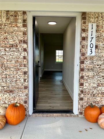 11703 Cherry Point Drive, Mont Belvieu, TX 77535