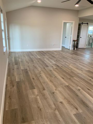 11703 Cherry Point Drive, Mont Belvieu, TX 77535