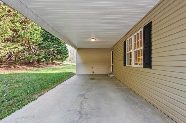 218 Eden Woods, Clarkesville, GA 30523