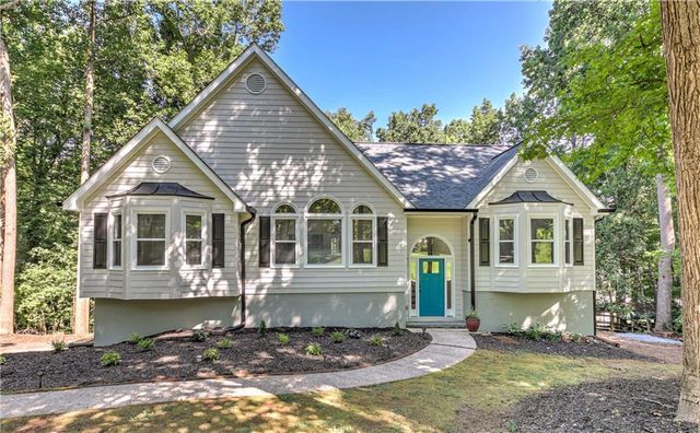735 Swan Lane, Canton, GA 30115