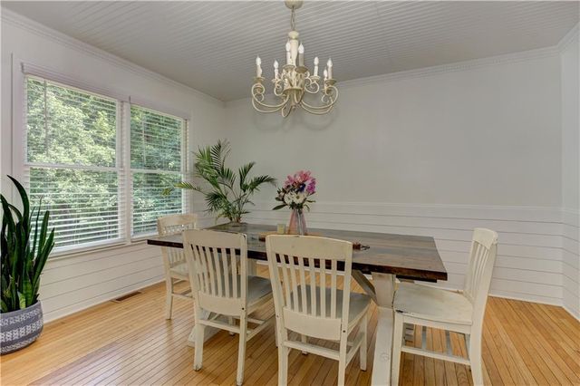 735 Swan Lane, Canton, GA 30115
